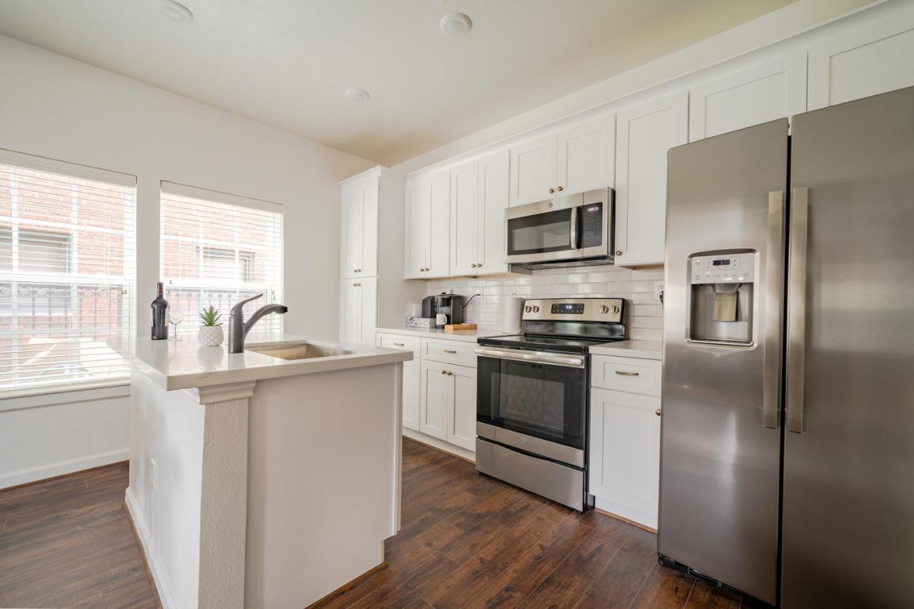 Unit 1 - Spacious & Renovated Apt Home In The City'S Action Houston Exterior foto